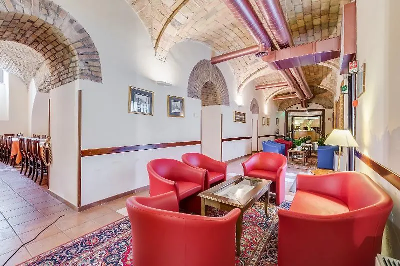 Hotel Domus Carmelitana Roma 3*,