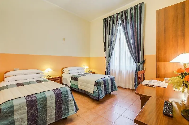 Hotel Domus Carmelitana Roma